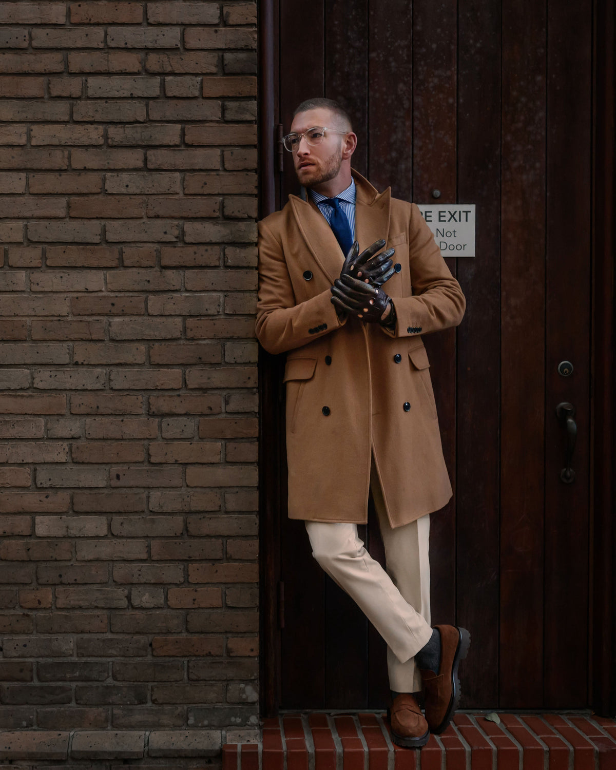 Double Breasted Overcoat with Tailored Silhouette for Fall and Winter Wear