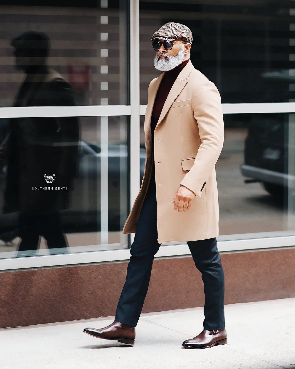 Single Breasted Overcoat with Structured Shoulders for Fall and Winter