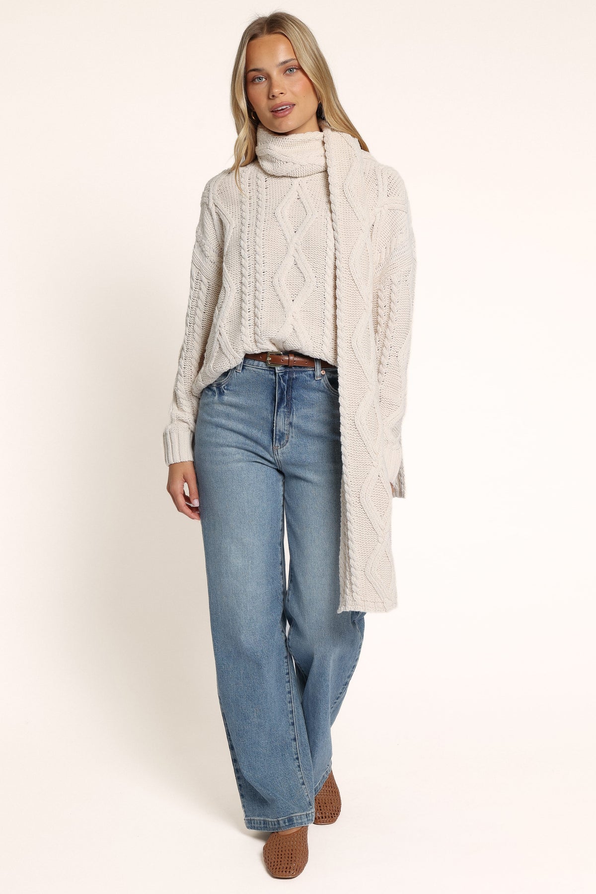 KNITWEAR Malika Cable Knit Scarf Sweater - Cream