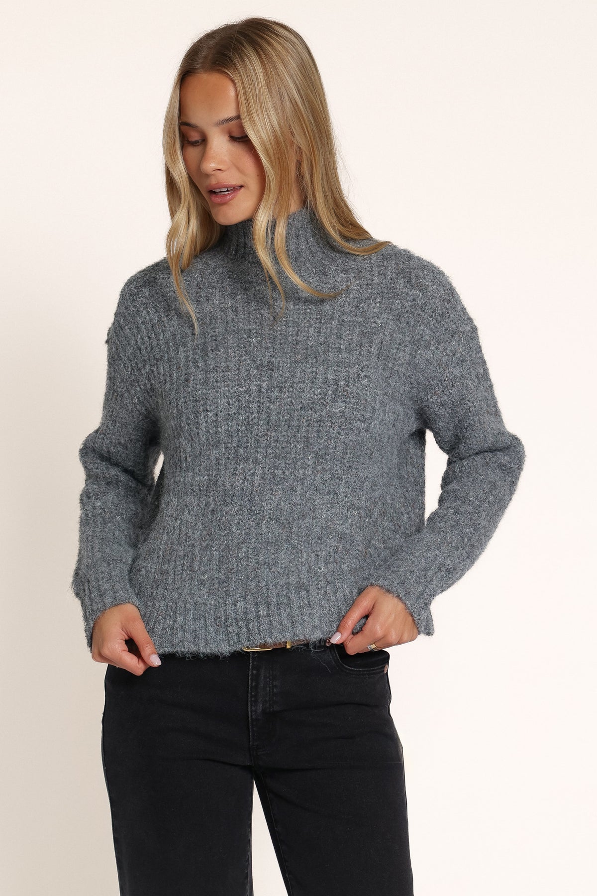 KNITWEAR Sumaya Mockneck Sweater - Grey